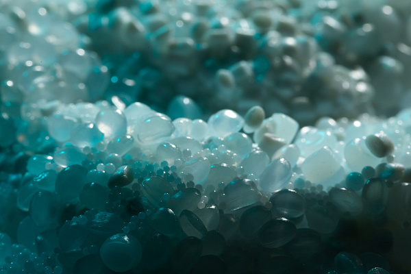 Смесь различных гранул