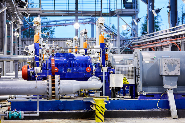 Запсибтрансгаз. Ноябрьская наливная эстакада
