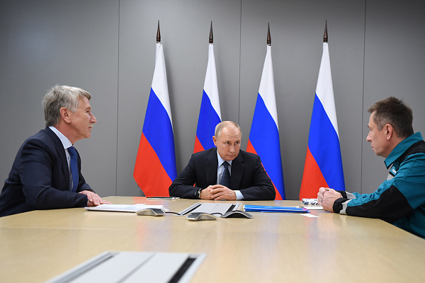 Встреча Владимира Путина с Леонидом Михельсоном и Дмитрием Коновым